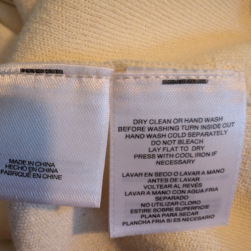 Anne Klein Cream Sweater with Black and Pink Accents, L, XL, EUC, Classic Luxury - Picture 6 of 10